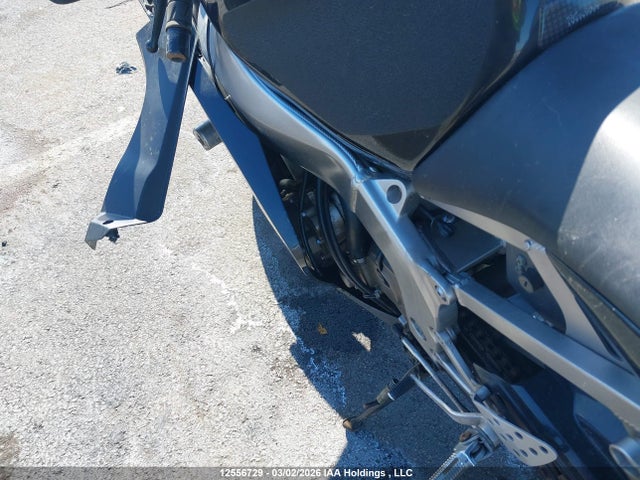 12556729 :رقم المزاد ، JKBZXJB153A013149 vin ، 2003 Kawasaki Zx636 B1 مزاد بيع
