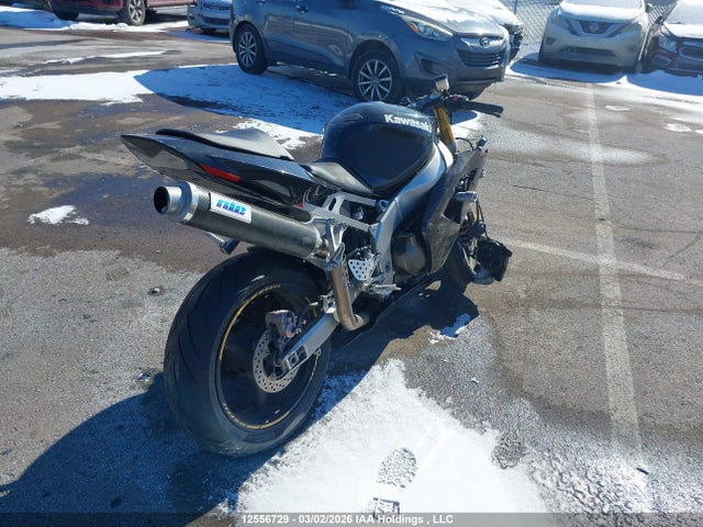 12556729 :رقم المزاد ، JKBZXJB153A013149 vin ، 2003 Kawasaki Zx636 B1 مزاد بيع