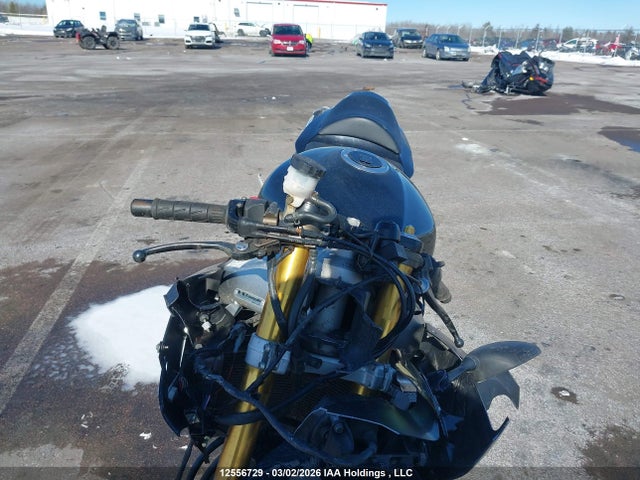 12556729 :رقم المزاد ، JKBZXJB153A013149 vin ، 2003 Kawasaki Zx636 B1 مزاد بيع