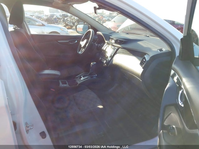 JN1BJ1BW8PW112441 Nissan Qashqai Sv
