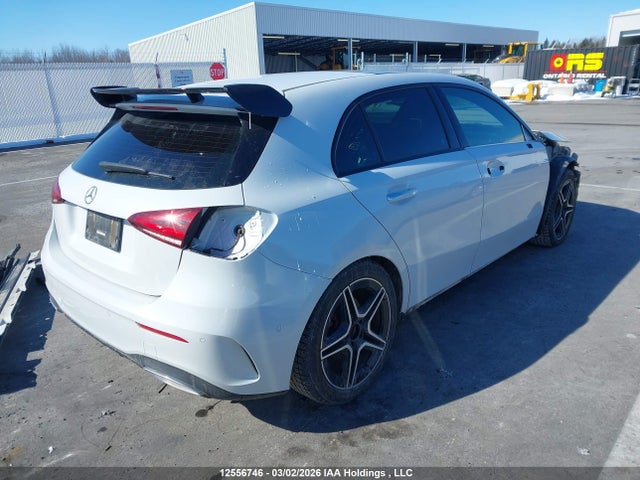 12556746 :رقم المزاد ، WDD3F4HB2KJ083572 vin ، 2019 Mercedes-benz A 250 4matic مزاد بيع