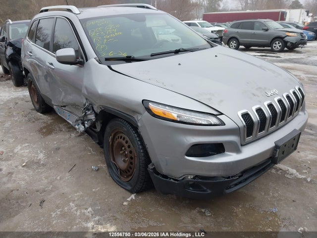 12556750 :رقم المزاد ، 1C4PJLCB8FW553754 vin ، 2015 Jeep Cherokee Latitude مزاد بيع