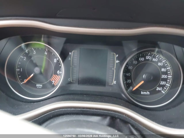 12556750 :رقم المزاد ، 1C4PJLCB8FW553754 vin ، 2015 Jeep Cherokee Latitude مزاد بيع