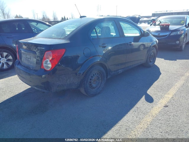 1G1JB5SHXF4146110 Chevrolet Sonic