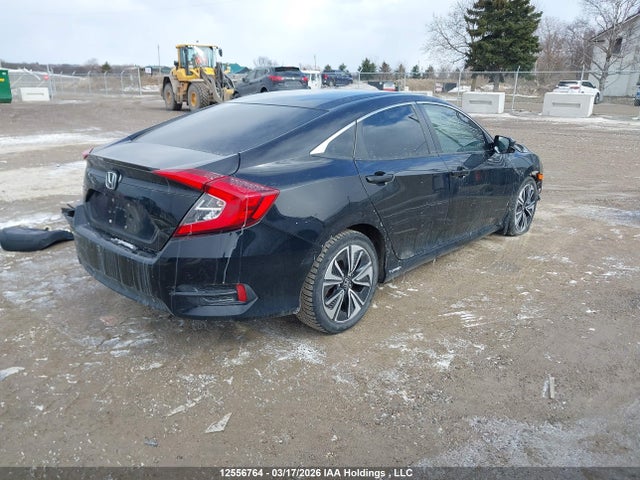 12556764 :رقم المزاد ، 2HGFC1F46HH108598 vin ، 2017 Honda Civic Ex-t مزاد بيع