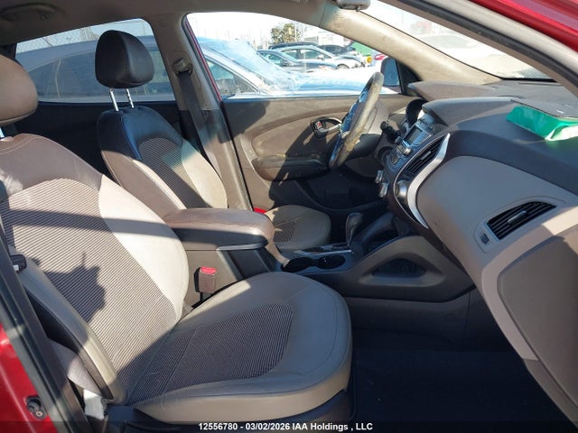 12556780 :رقم المزاد ، KM8JUCAC2CU337247 vin ، 2012 Hyundai Tucson Gls/limited مزاد بيع
