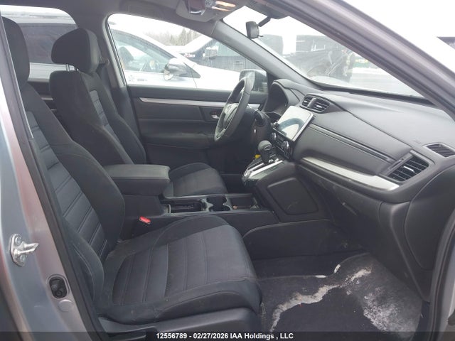 2HKRW2H23JH148266 Honda CR-V LX