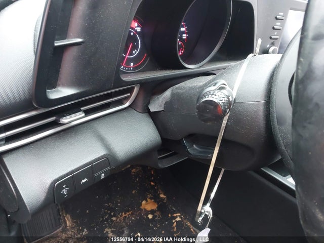 KMHLM4AG3MU151879 Hyundai Elantra Preferred Ivt