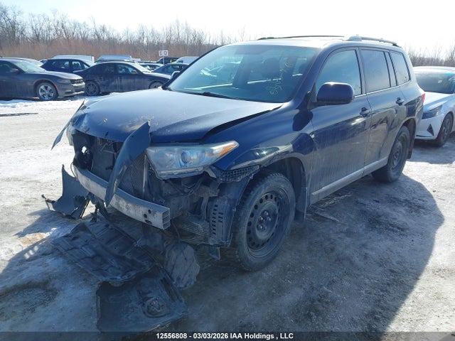 12556808 :رقم المزاد ، 5TDBK3EH0CS107005 vin ، 2012 Toyota Highlander مزاد بيع