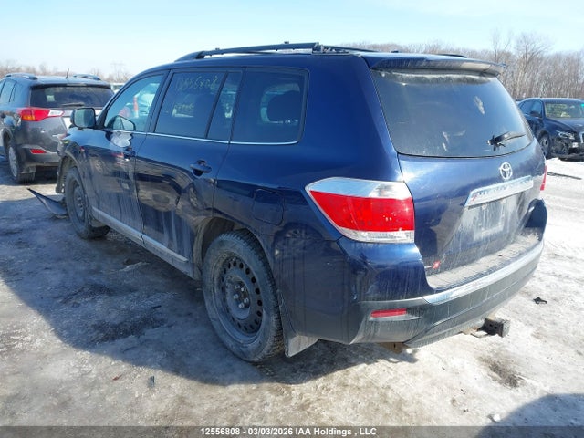 12556808 :رقم المزاد ، 5TDBK3EH0CS107005 vin ، 2012 Toyota Highlander مزاد بيع