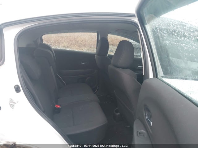 3CZRU6H37JM100053 Honda HR-V LX