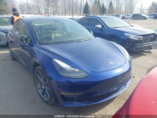 Продажа на аукционе авто 2023 Tesla Model 3, vin: LRW3E1EB1PC851812, номер лота: 12556816