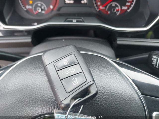 3VWE57BU1KM229882 Volkswagen Jetta 1.4 Tsi Highline