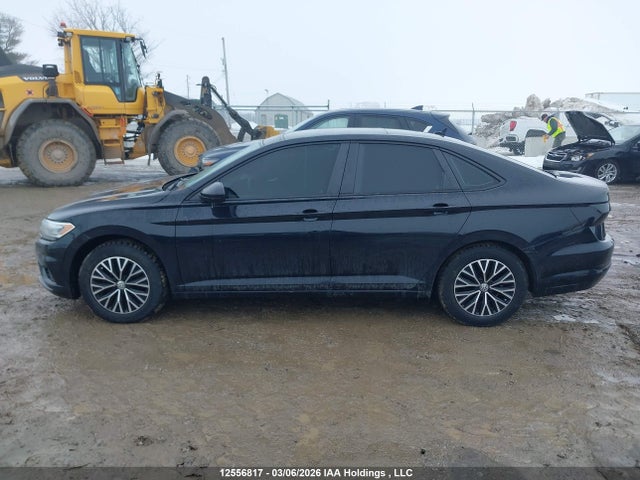 3VWE57BU1KM229882 Volkswagen Jetta 1.4 Tsi Highline