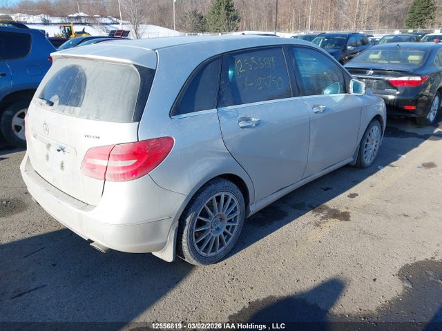 Продажа на аукционе авто 2013 Mercedes-benz B 250 Sports Tourer, vin: WDDMH4EB7DJ123750, номер лота: 12556819