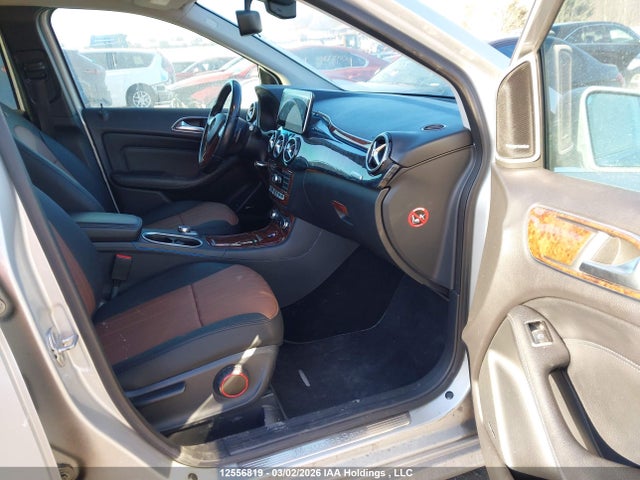 Продажа на аукционе авто 2013 Mercedes-benz B 250 Sports Tourer, vin: WDDMH4EB7DJ123750, номер лота: 12556819