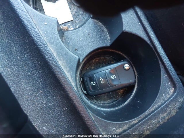 2013 Volkswagen Golf 2.0 Tdi Comfortline/2.0 Tdi Highline მანქანა იყიდება აუქციონზე, vin: 3VWPL7AJ8DM600691, აუქციონის ნომერი: 12556821