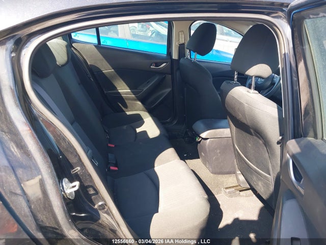 3MZBM1U74FM161318 Mazda MAZDA3