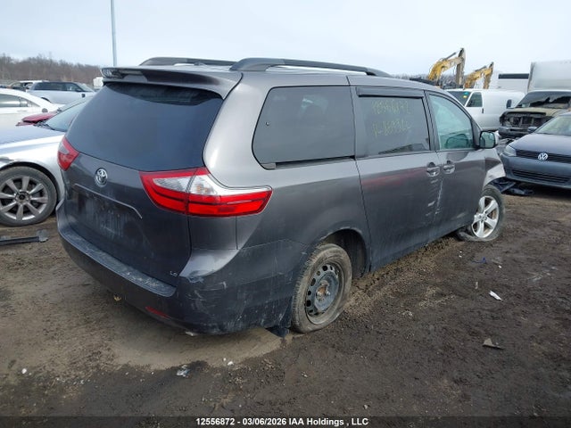 12556872 :رقم المزاد ، 5TDKZ3DCXHS859920 vin ، 2017 Toyota Sienna Le 8 Passenger مزاد بيع