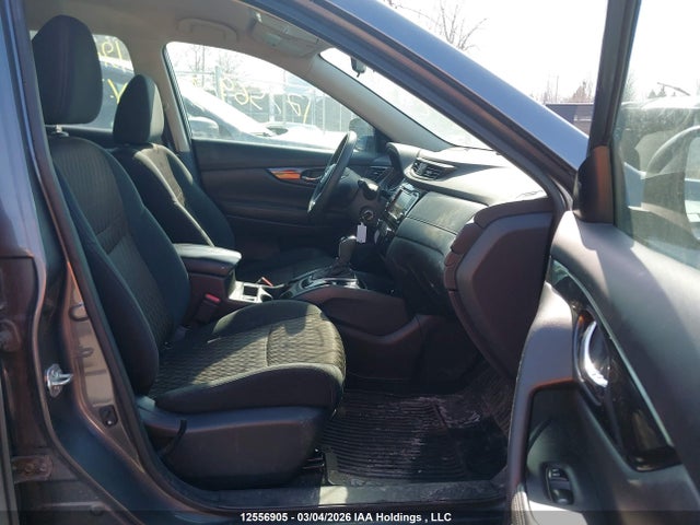 5N1AT2MV7JC767076 Nissan Rogue Sv/sl