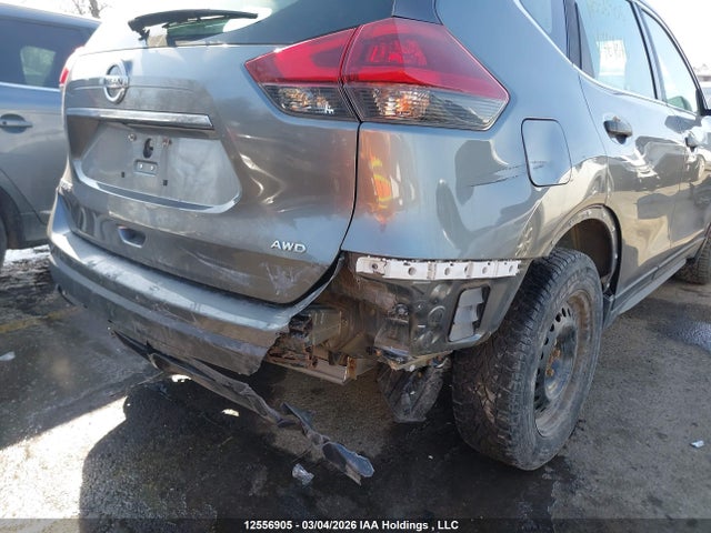 5N1AT2MV7JC767076 Nissan Rogue Sv/sl