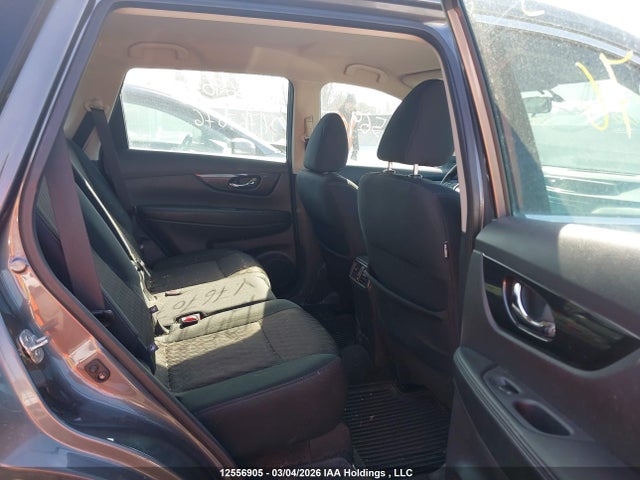5N1AT2MV7JC767076 Nissan Rogue Sv/sl