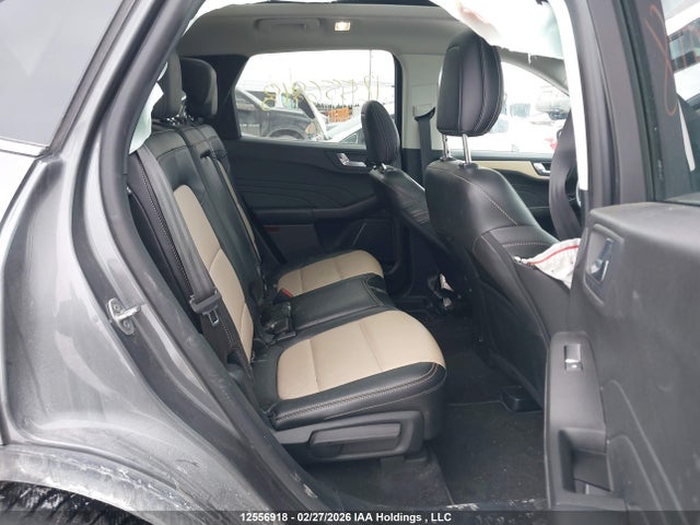 1FMCU9DZ0MUA44251 Ford Escape Titanium Hybrid