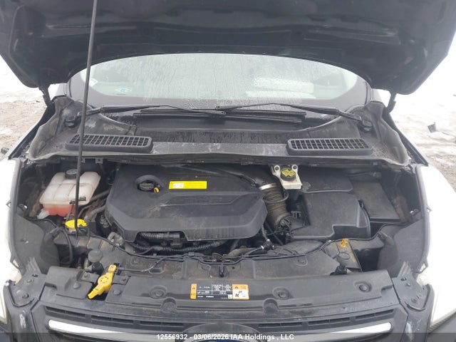 1FMCU0GX0GUA86543 Ford ESCAPE SE