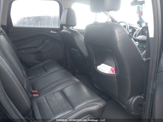 1FMCU0GX0GUA86543 Ford ESCAPE SE