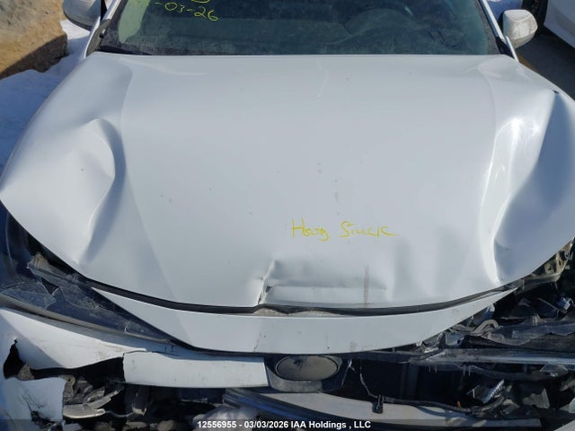 5YFBPMBE8NP351319 Toyota Corolla