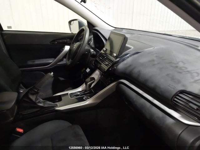 JA4ATUAA9PZ600817 Mitsubishi Eclipse Cross Es