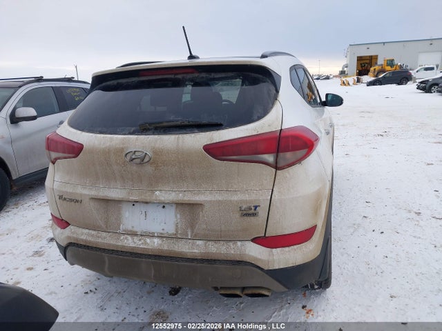 KM8J3CA22HU342062 Hyundai TUCSON SE