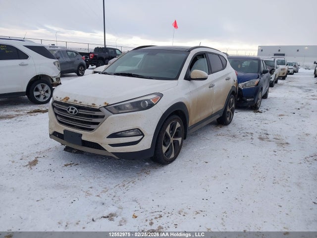 KM8J3CA22HU342062 Hyundai TUCSON SE