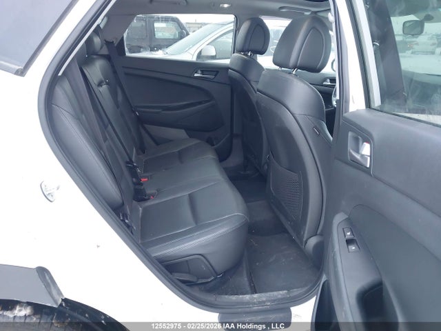 KM8J3CA22HU342062 Hyundai TUCSON SE