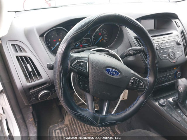 1FADP3K24FL278877 Ford FOCUS SE