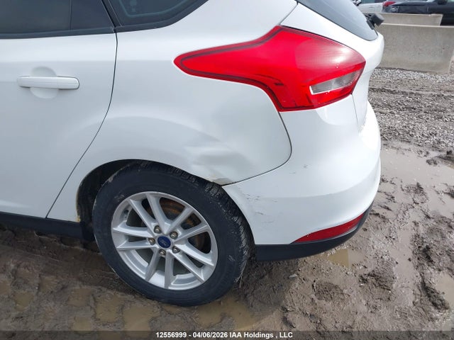 1FADP3K24FL278877 Ford FOCUS SE