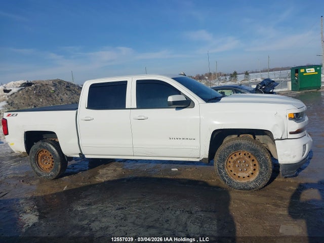 3GCUKREC8JG251414 Chevrolet Silverado 1500 2lt