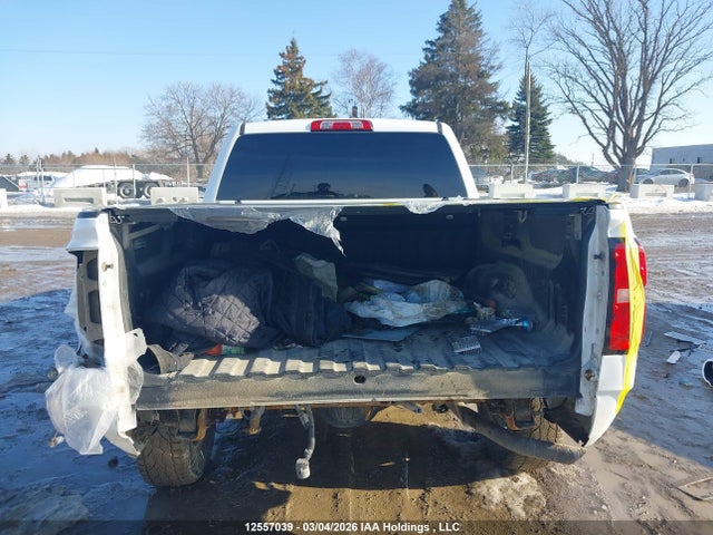 3GCUKREC8JG251414 Chevrolet Silverado 1500 2lt