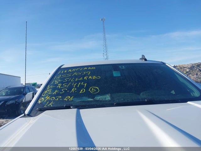 3GCUKREC8JG251414 Chevrolet Silverado 1500 2lt