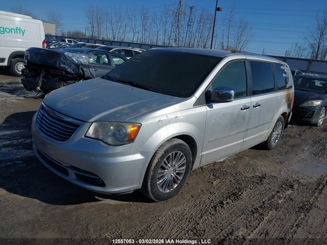 2011 Chrysler Town & Country Limited მანქანა იყიდება აუქციონზე, vin: 2A4RR6DG2BR640317, აუქციონის ნომერი: 12557053