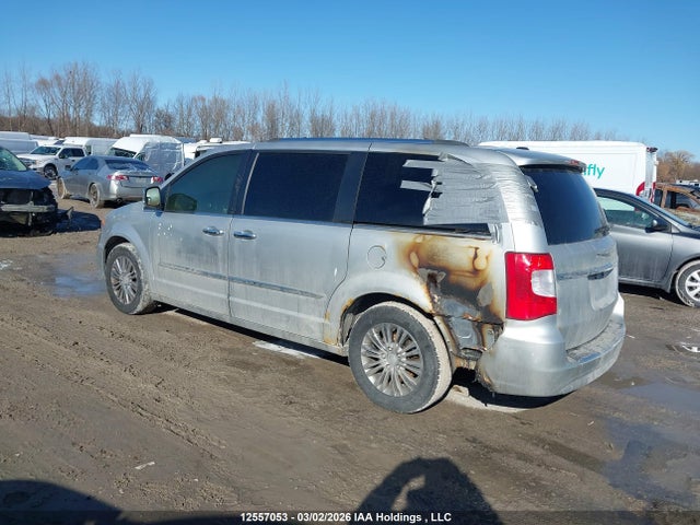 2011 Chrysler Town & Country Limited მანქანა იყიდება აუქციონზე, vin: 2A4RR6DG2BR640317, აუქციონის ნომერი: 12557053