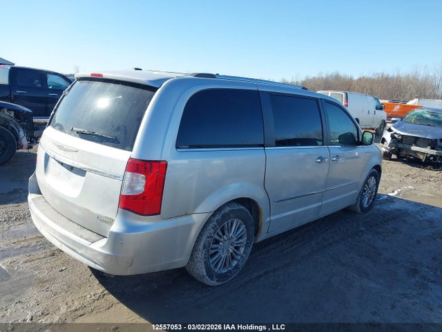 2011 Chrysler Town & Country Limited მანქანა იყიდება აუქციონზე, vin: 2A4RR6DG2BR640317, აუქციონის ნომერი: 12557053
