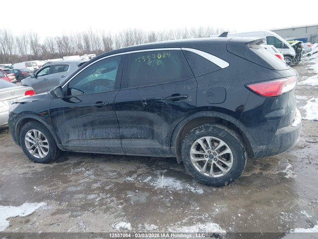 1FMCU9G62MUA43619 Ford ESCAPE SE