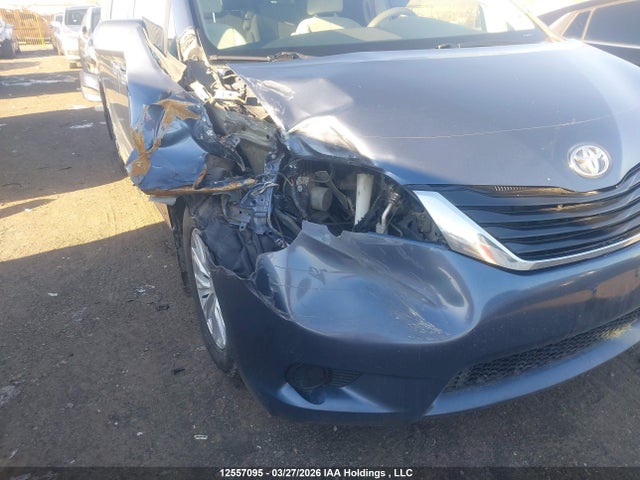 2014 Toyota Sienna Le V6 მანქანა იყიდება აუქციონზე, vin: 5TDKK3DC3ES488180, აუქციონის ნომერი: 12557095