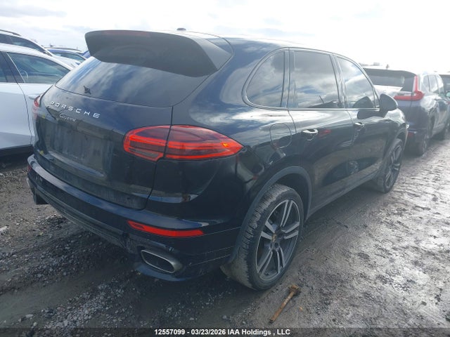 Porsche Cayenne Platinum Edition 2017 WP1AA2A29HKA89255 Image 4