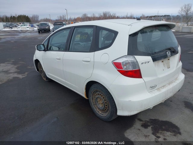 12557102 :رقم المزاد ، JHMGE8H54AC805304 vin ، 2010 Honda Fit مزاد بيع