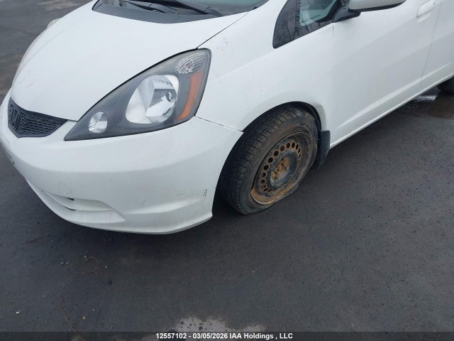 12557102 :رقم المزاد ، JHMGE8H54AC805304 vin ، 2010 Honda Fit مزاد بيع