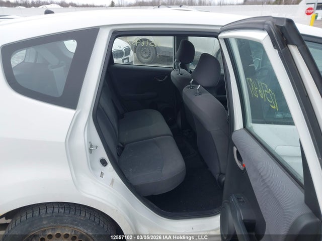 12557102 :رقم المزاد ، JHMGE8H54AC805304 vin ، 2010 Honda Fit مزاد بيع