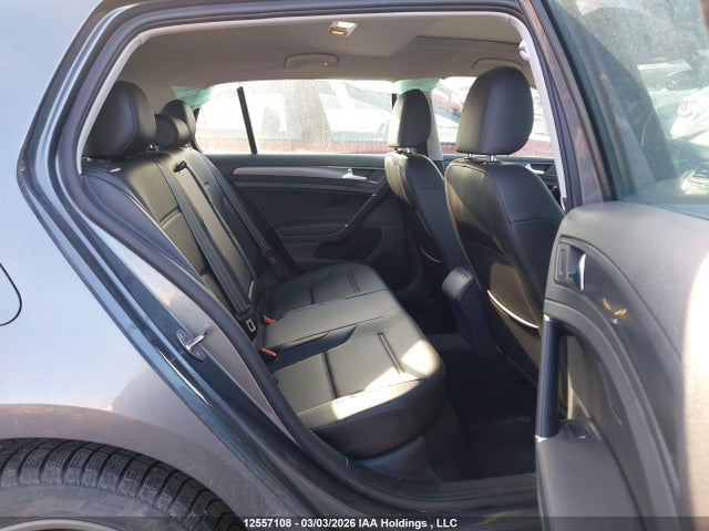 3VWG17AU5JM283870 Volkswagen GOLF S/SE