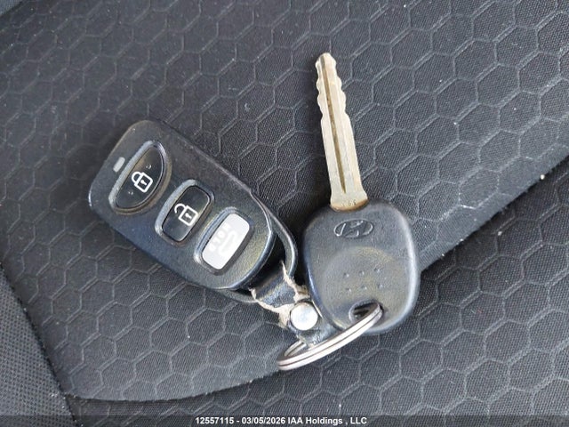 12557115 :رقم المزاد ، KMHD74LF0KU735153 vin ، 2019 Hyundai Elantra Se مزاد بيع